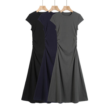 Round neck pleated waist cinched short sleeved long skirt dress