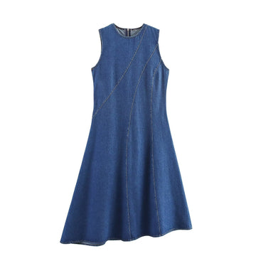 Medium to long sleeveless denim dress