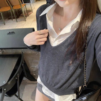 Deep V-neck Sweater Loose Knit Cardigan for Women Style Lazy Chic Design Lightweight Outerwear Top