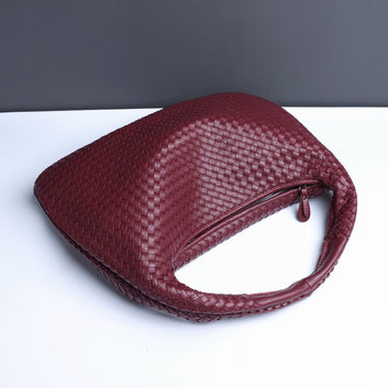 Premium PU Braided Half-Moon Women's Bag – European Elegance with Designer Presence