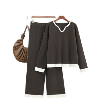 V-neck contrasting color top wide leg pants two-piece set