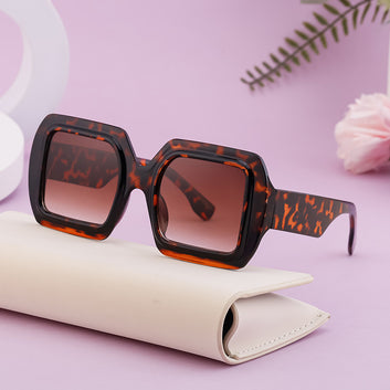 New European and American Fashion Square Large Frame Sunglasses for Women's High End Sensation Sunglasses for Women