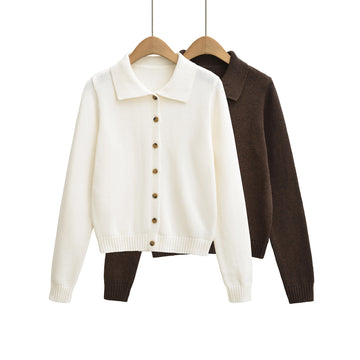Collar sweater button up top