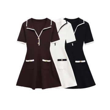 V-neck metal button thread dress
