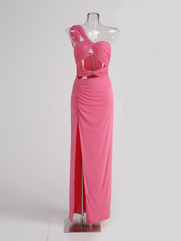 Sexy Off-The-Shoulder Wrap Dress with High Slit – The Sophisticated Dress That Highlights Your Natural Elegance