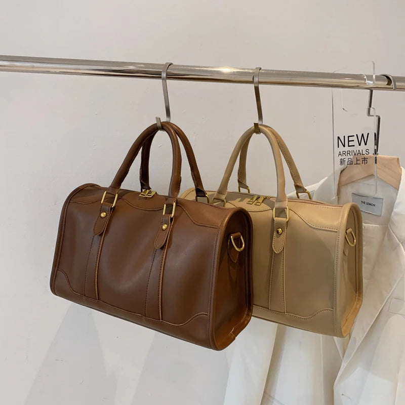 Women's Bags Large Capacity Travel Bag Sports Gym Bag Outdoor Shoulder Crossbody Bag Weekend Duffle Bag Female Handbag and Purse