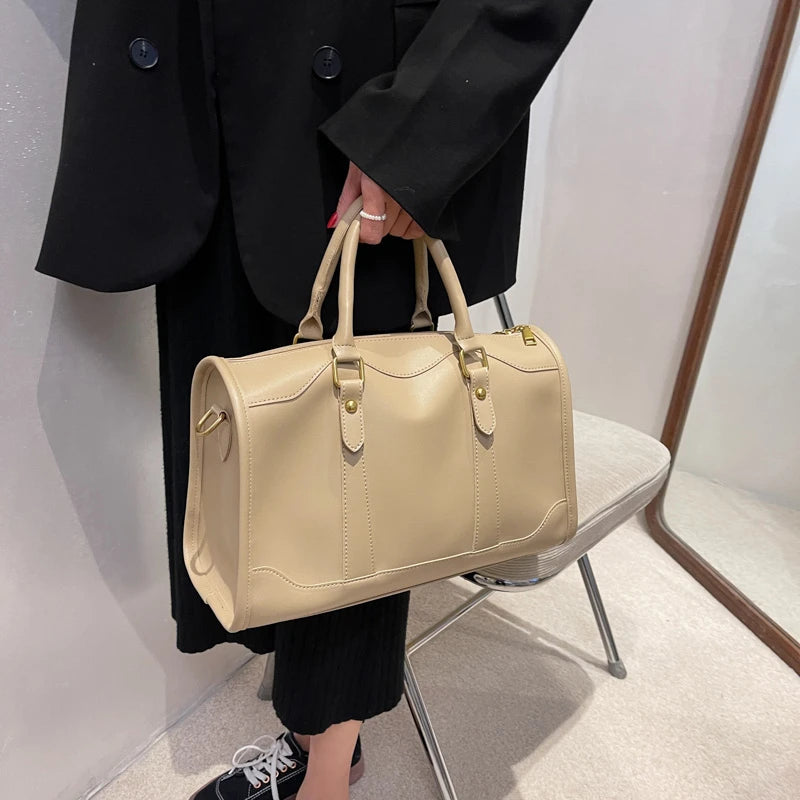 Women's Bags Large Capacity Travel Bag Sports Gym Bag Outdoor Shoulder Crossbody Bag Weekend Duffle Bag Female Handbag and Purse