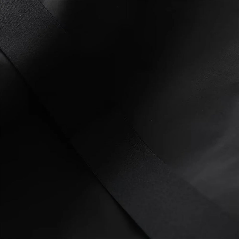 2025 fashionable women's clothing with European and American style design featuring a cinched waisthooded skiing and warm co